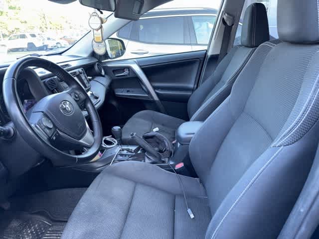 Thumbnail: 2018 Toyota RAV4 - 5