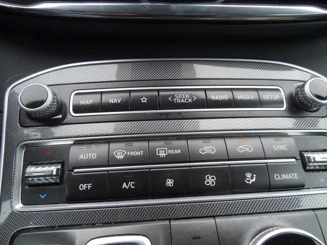 Thumbnail: 2023 Hyundai Santa Fe - 29