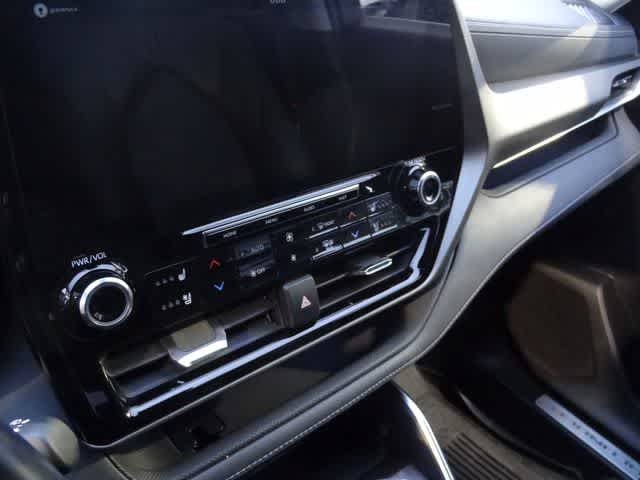 Thumbnail: 2021 Toyota Highlander - 10