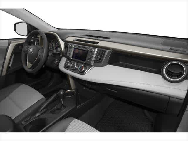 Thumbnail: 2015 Toyota RAV4 - 14