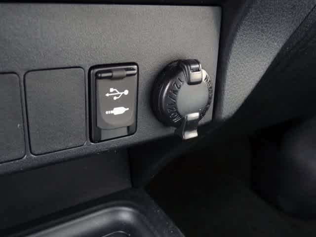 Thumbnail: 2017 Toyota RAV4 - 17