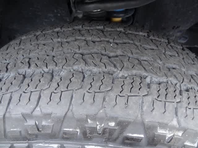 Thumbnail: 2023 Toyota Tacoma - 17