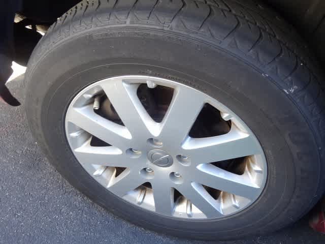 Thumbnail: 2013 Chrysler Town & Country - 7