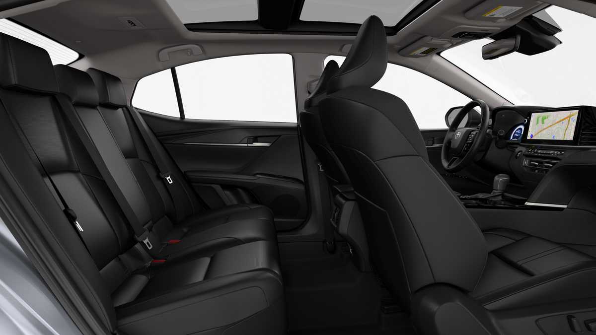 Thumbnail: 2025 Toyota Camry - 21