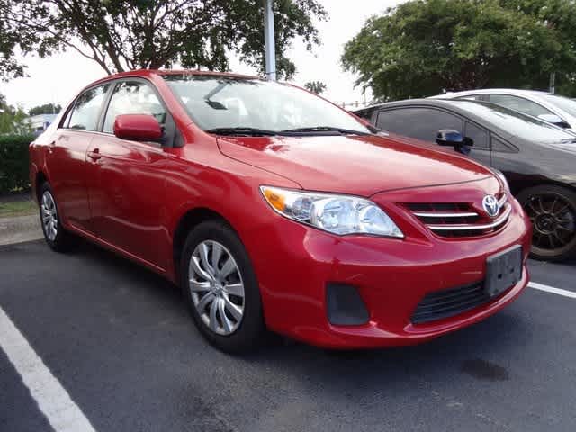 Thumbnail: 2013 Toyota Corolla - 3
