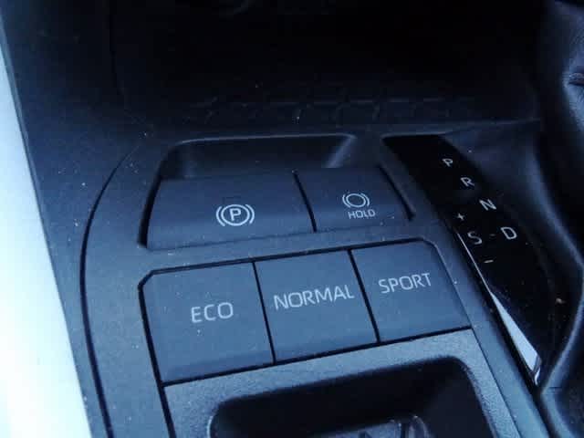 Thumbnail: 2023 Toyota RAV4 - 9
