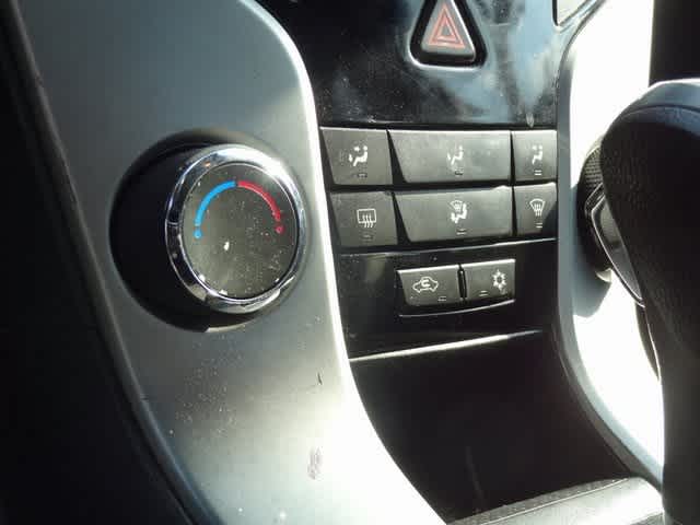 Thumbnail: 2015 Chevrolet Cruze - 14