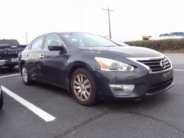 Thumbnail: 2013 Nissan Altima - 3