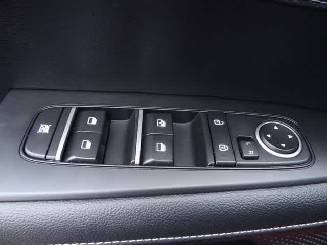 Thumbnail: 2024 Kia Forte - 14