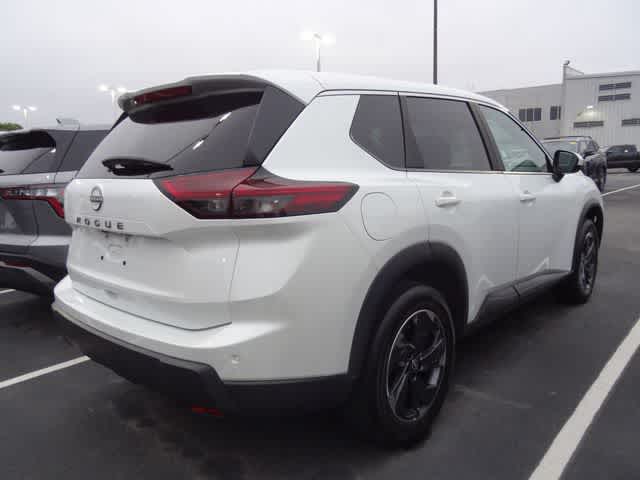 Thumbnail: 2025 Nissan Rogue - 5