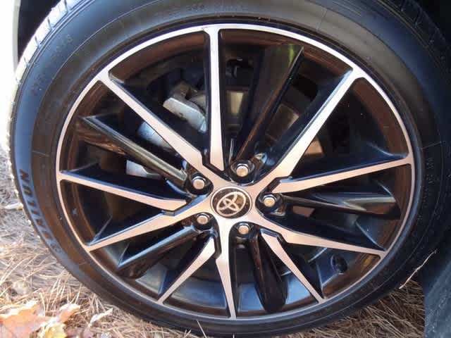 Thumbnail: 2023 Toyota Camry - 36