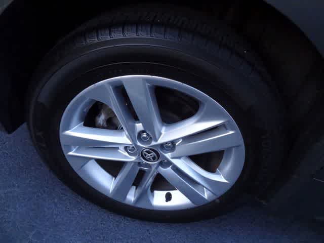 Thumbnail: 2019 Toyota Corolla - 10