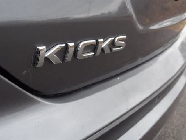 Thumbnail: 2021 Nissan Kicks - 32
