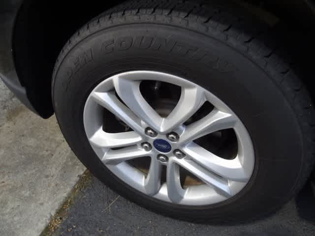Thumbnail: 2020 Ford Edge - 10