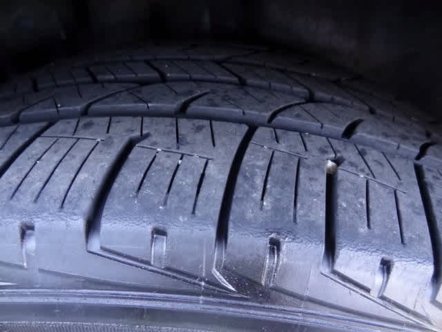 Thumbnail: 2021 Toyota Camry - 14