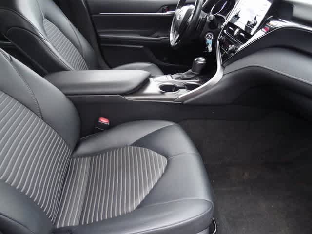 Thumbnail: 2023 Toyota Camry - 14