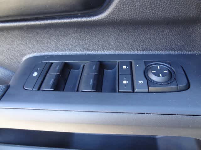 Thumbnail: 2024 Toyota Tacoma - 15