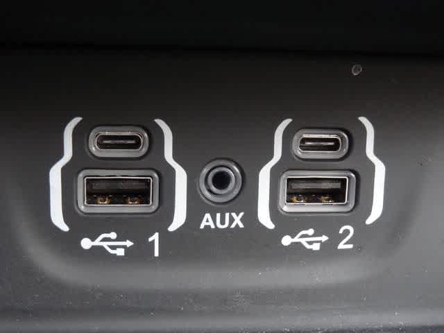 Thumbnail: 2023 RAM 1500 - 33