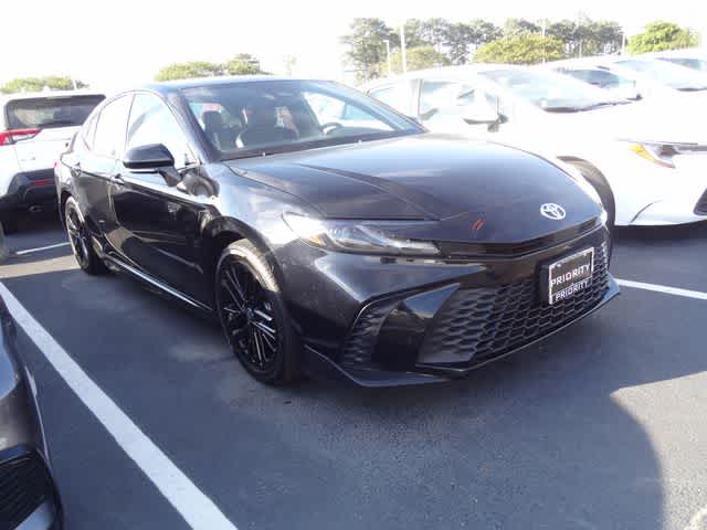 Thumbnail: 2025 Toyota Camry - 3