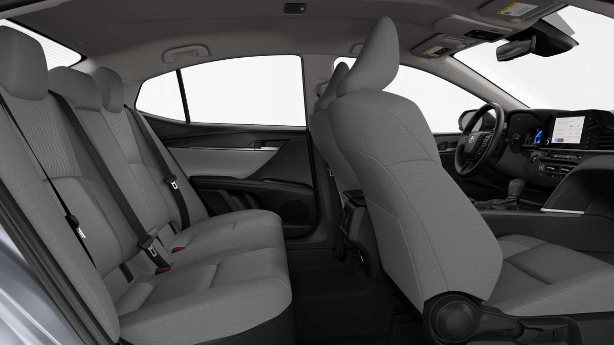 Thumbnail: 2025 Toyota Camry - 21