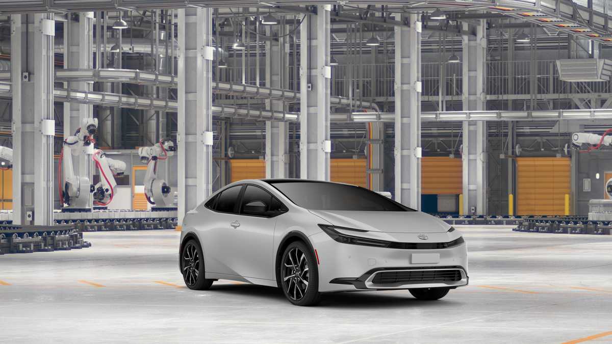 Thumbnail: 2026 Toyota Prius - 15