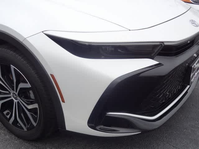 Thumbnail: 2025 Toyota Crown - 18