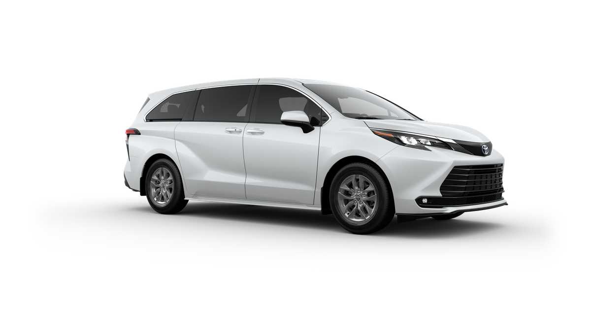 Thumbnail: 2025 Toyota Sienna - 14