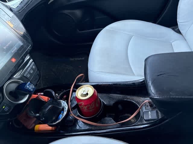 Thumbnail: 2020 Toyota Prius Prime - 3