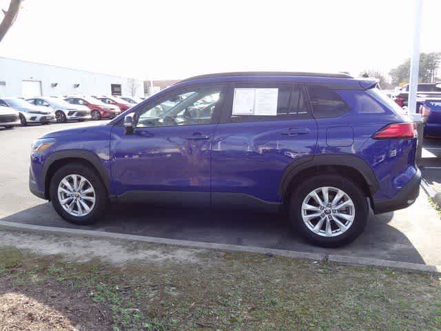 Thumbnail: 2025 Toyota Corolla Cross - 10