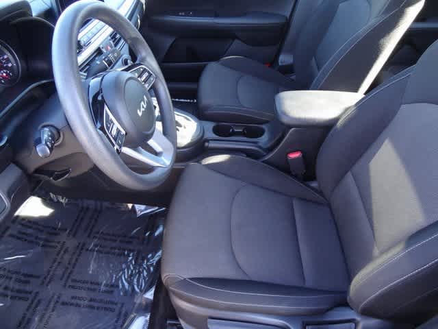 Thumbnail: 2024 Kia Forte - 6