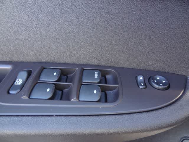 Thumbnail: 2012 Chevrolet Malibu - 8