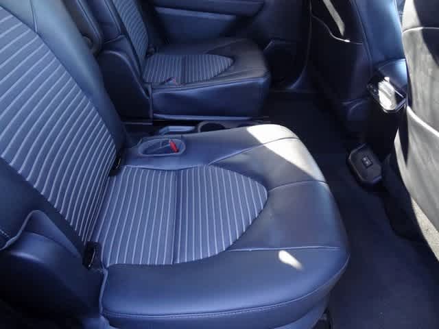 Thumbnail: 2023 Toyota Highlander - 23