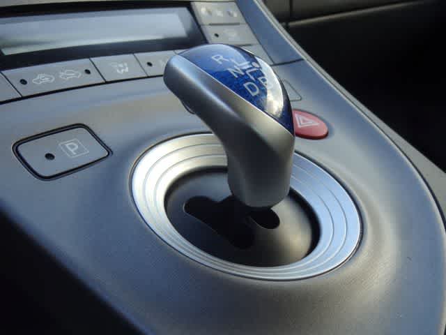 Thumbnail: 2015 Toyota Prius - 14