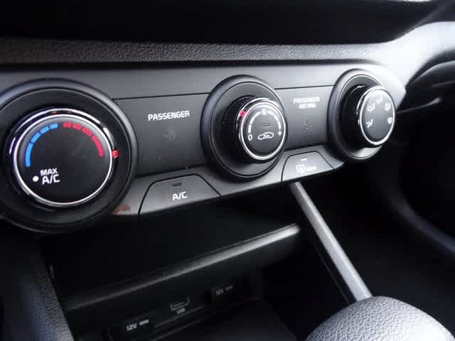 Thumbnail: 2023 Kia Forte - 11