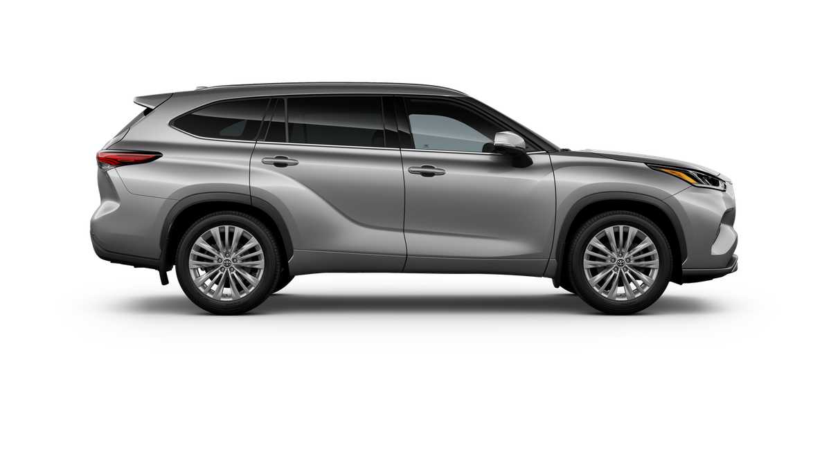 Thumbnail: 2025 Toyota Highlander - 12