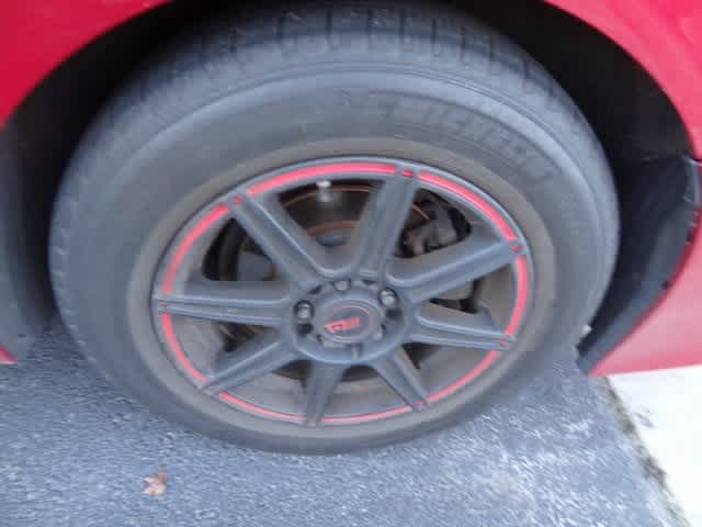 Thumbnail: 2020 Toyota Prius Prime - 22