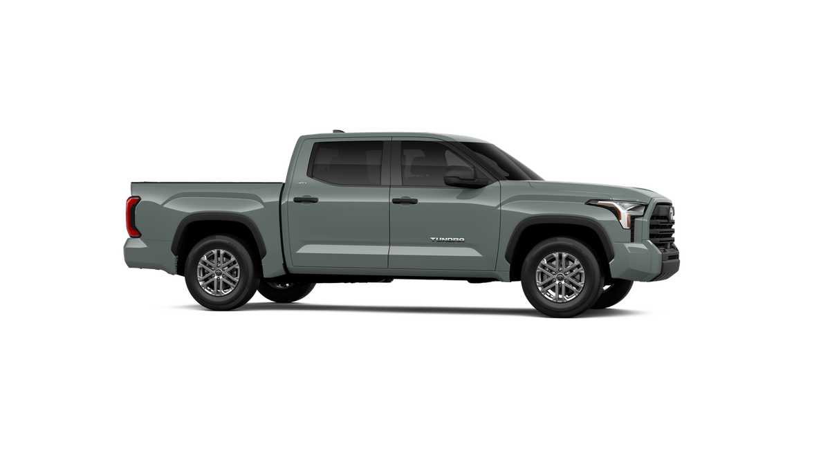 Thumbnail: 2025 Toyota Tundra - 13