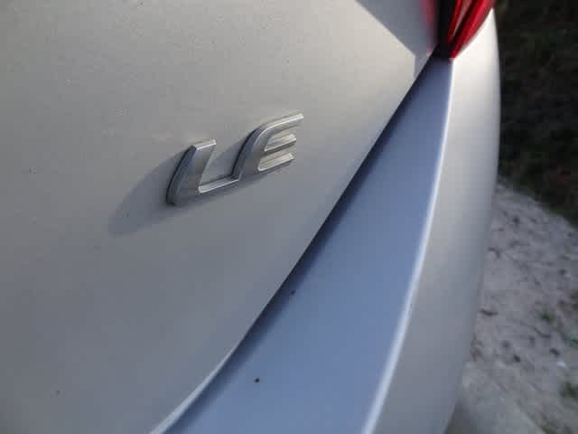 Thumbnail: 2015 Toyota Corolla - 11