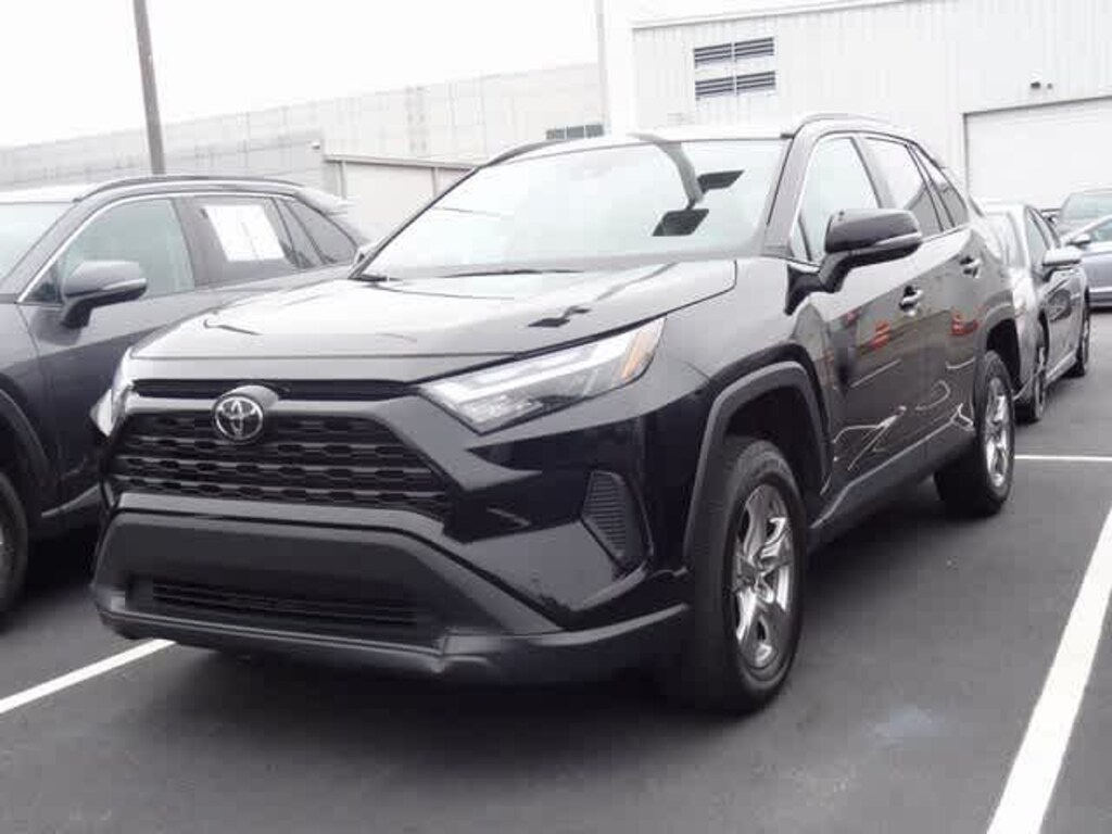 Used 2024 Toyota RAV4 XLE SUV