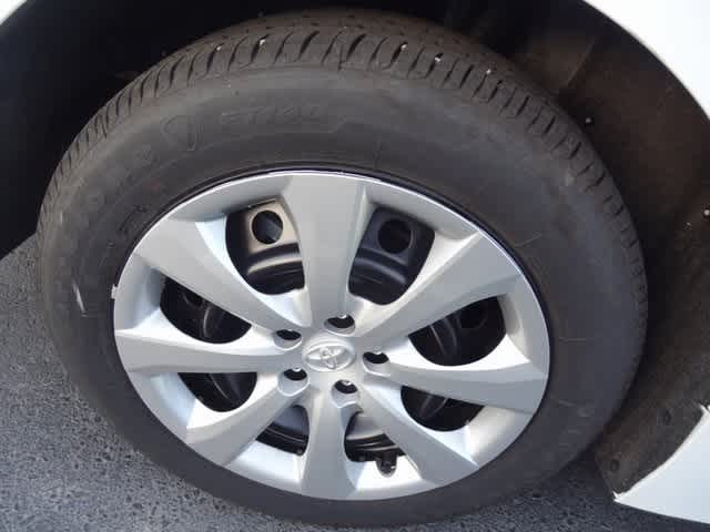 Thumbnail: 2025 Toyota Corolla - 12