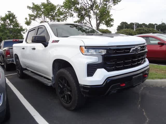 Thumbnail: 2024 Chevrolet Silverado 1500 - 3