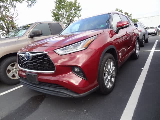 Thumbnail: 2021 Toyota Highlander - 1