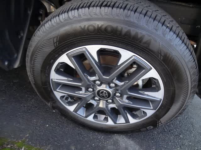 Thumbnail: 2024 Toyota Tundra - 15