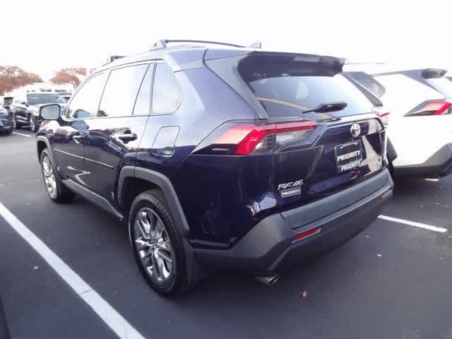 Thumbnail: 2020 Toyota RAV4 - 4