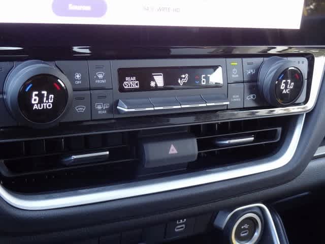 Thumbnail: 2024 Toyota Grand Highlander - 32