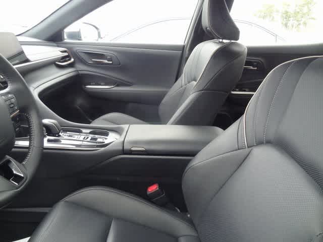 Thumbnail: 2025 Toyota Crown - 9