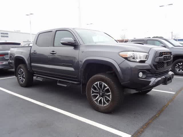 Thumbnail: 2021 Toyota Tacoma - 4