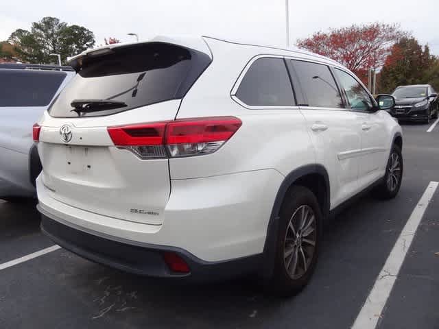 Thumbnail: 2019 Toyota Highlander - 4