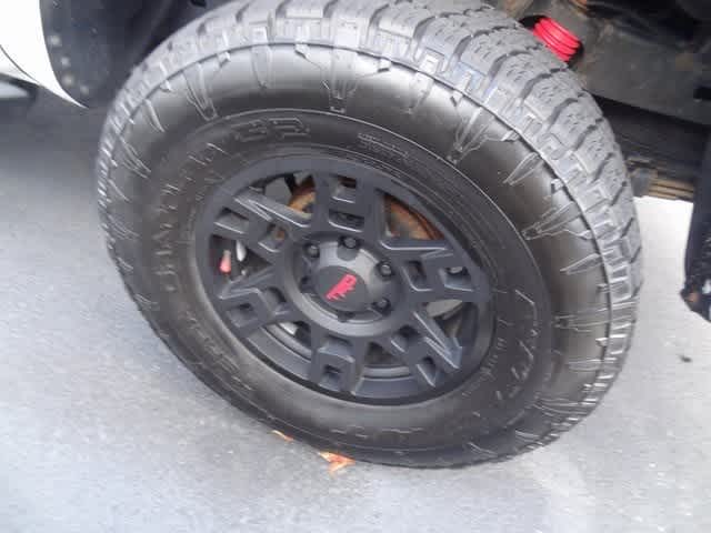 Thumbnail: 2022 Toyota Tacoma - 9