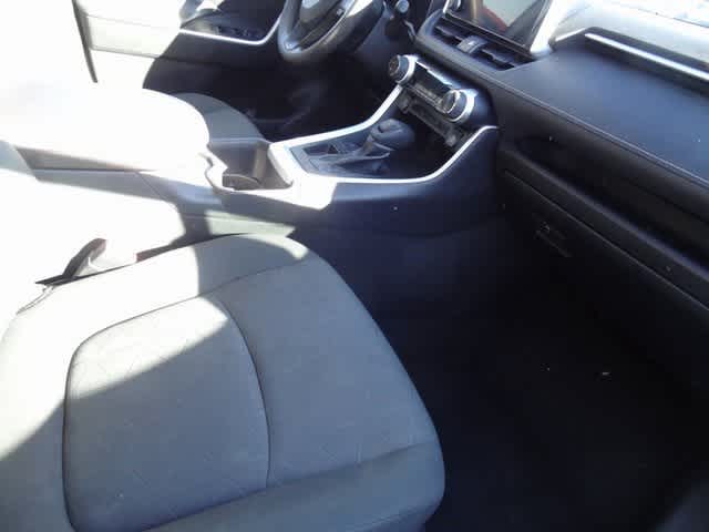 Thumbnail: 2023 Toyota RAV4 - 25